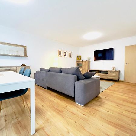 Modern Und Lichtdurchflutet - Ferienwohnung Mit Terrasse Fachbach المظهر الخارجي الصورة